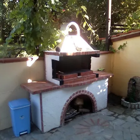 度假居 Manolia
