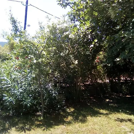 Manolia 度假居 *